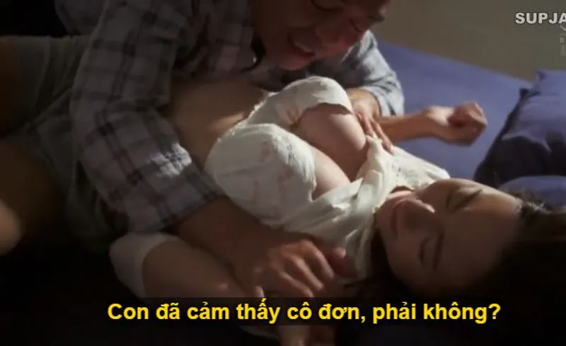 Thấy con trai mãi mê công việc để vợ của con trai cô đơn, bố anh xã làm liều đè chịch con dâu